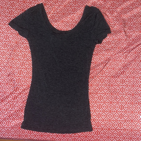 FREE when bundle with regular price item - Picture 2 of 3